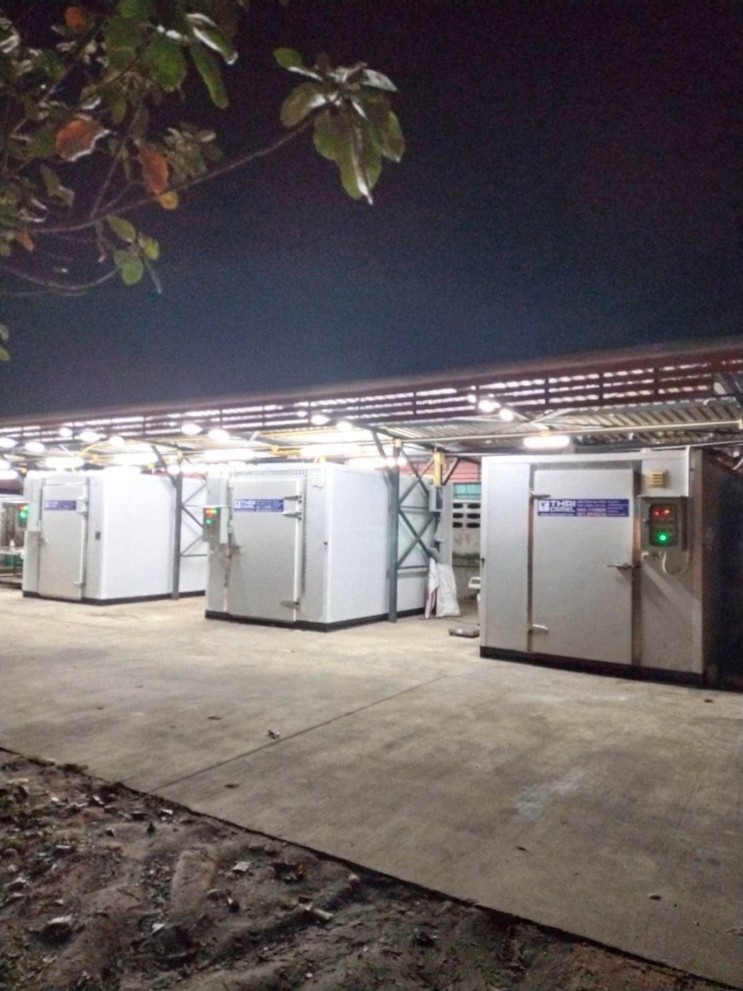 ชุดห้องเย็นและเครื่องทำความเย็นที่ติดตั้งภายนอกอาคาร | ผลงานห้องเย็นโดย บริษัท ไทยคาเมล ดีเวลลอปเม้นท์ 2018 จำกัด